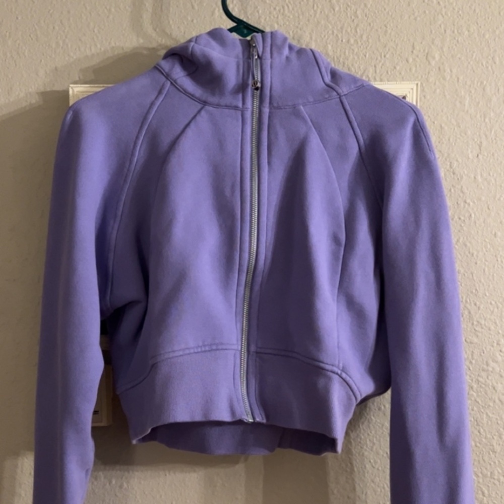 Lululemon Cropped Scuba Hoodie